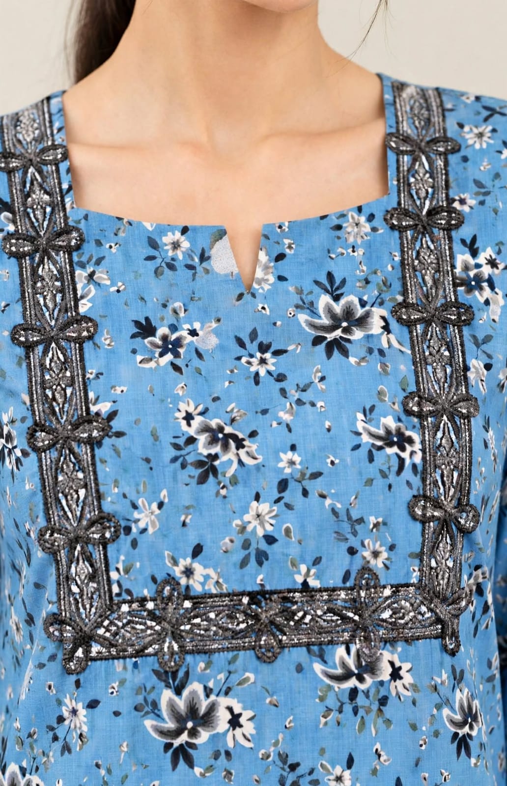 Sky Blue Floral Printed 3-Piece Suit
